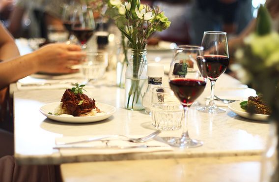 Table6 Event Galerie