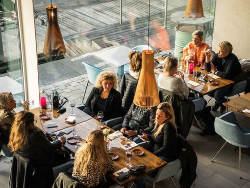 Table6 Tour Galerie
